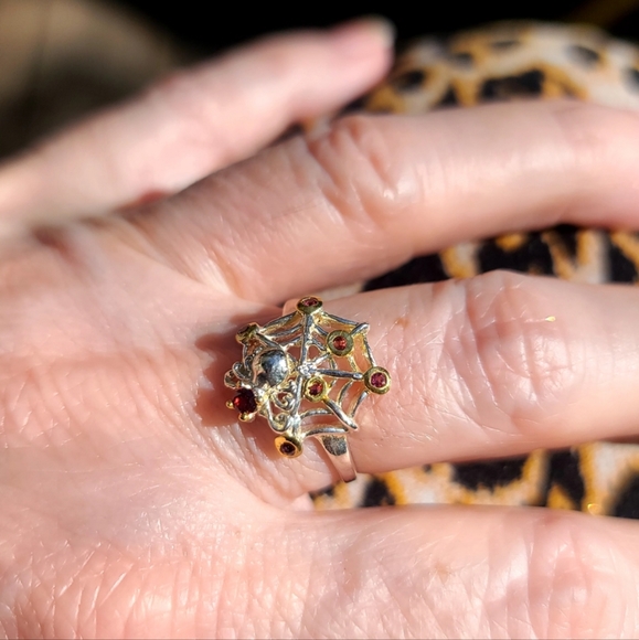 Red Tourmaline & Garnet sleek sterling spider 🕷 on 🕸 web ring sz 8 - Picture 14 of 14